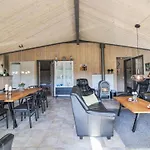 Maureen - 10-5km From The Sea By Interhome *