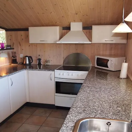 Prázdninový dům Maureen - 10-5km From The Sea By Interhome *