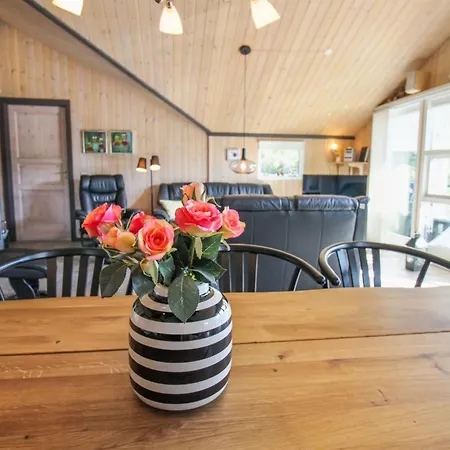 別荘 Maureen - 10-5km From The Sea By Interhome *