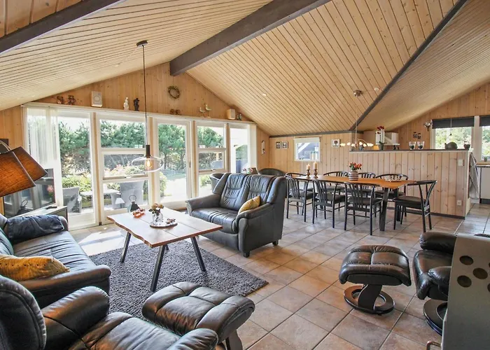 Maureen - 10-5km From The Sea By Interhome